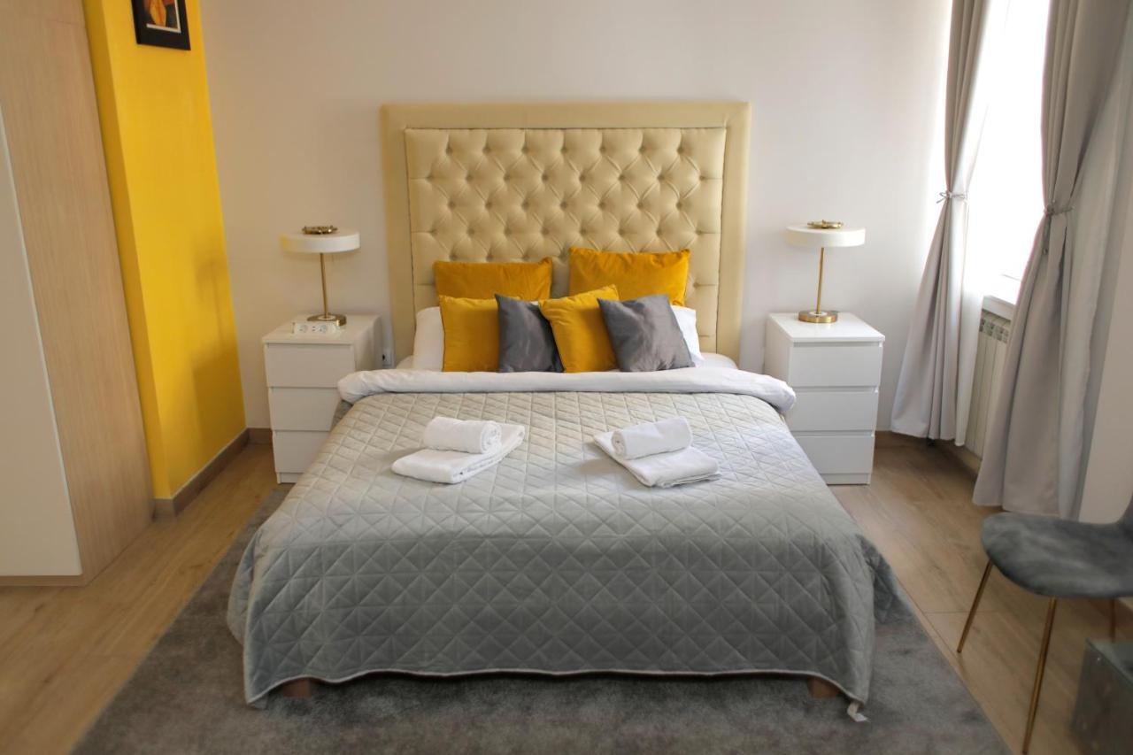Bed & Breakfast Garden40 Beograd Bagian luar foto