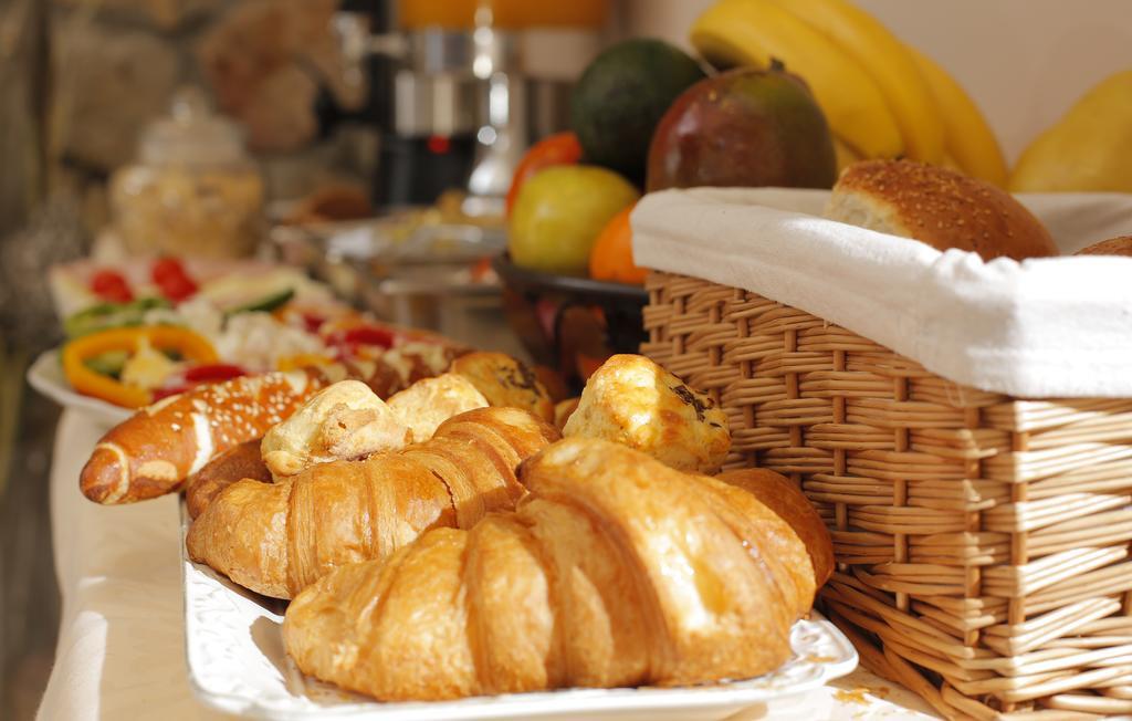 Bed & Breakfast Garden40 Beograd Bagian luar foto