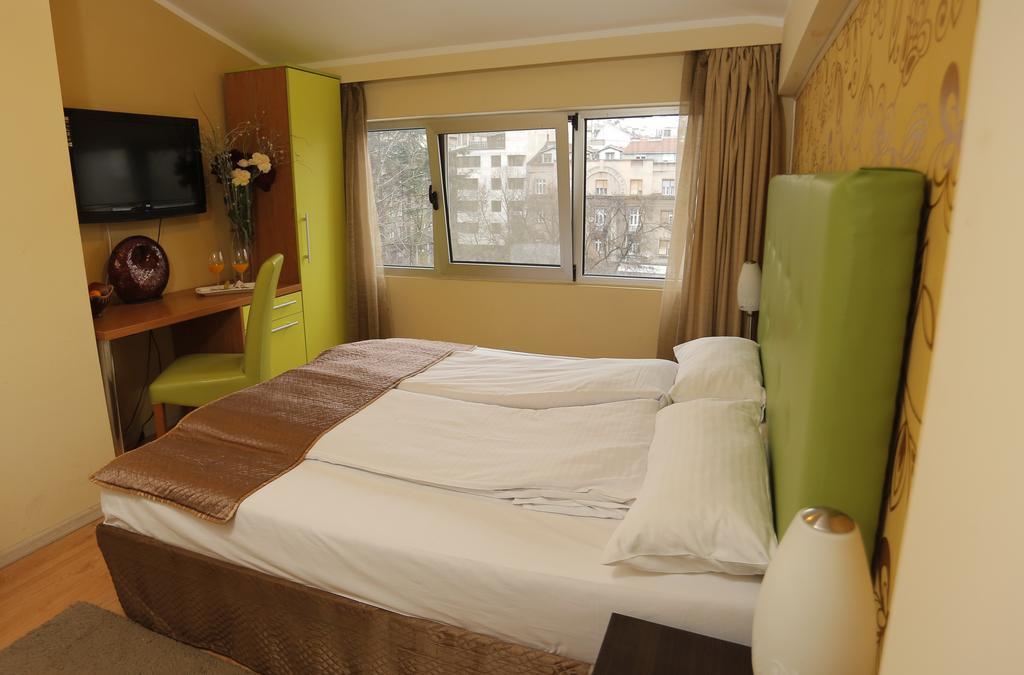 Bed & Breakfast Garden40 Beograd Ruang foto