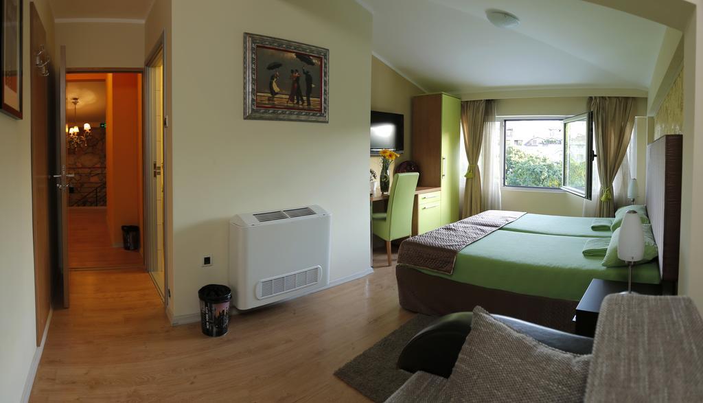 Bed & Breakfast Garden40 Beograd Ruang foto