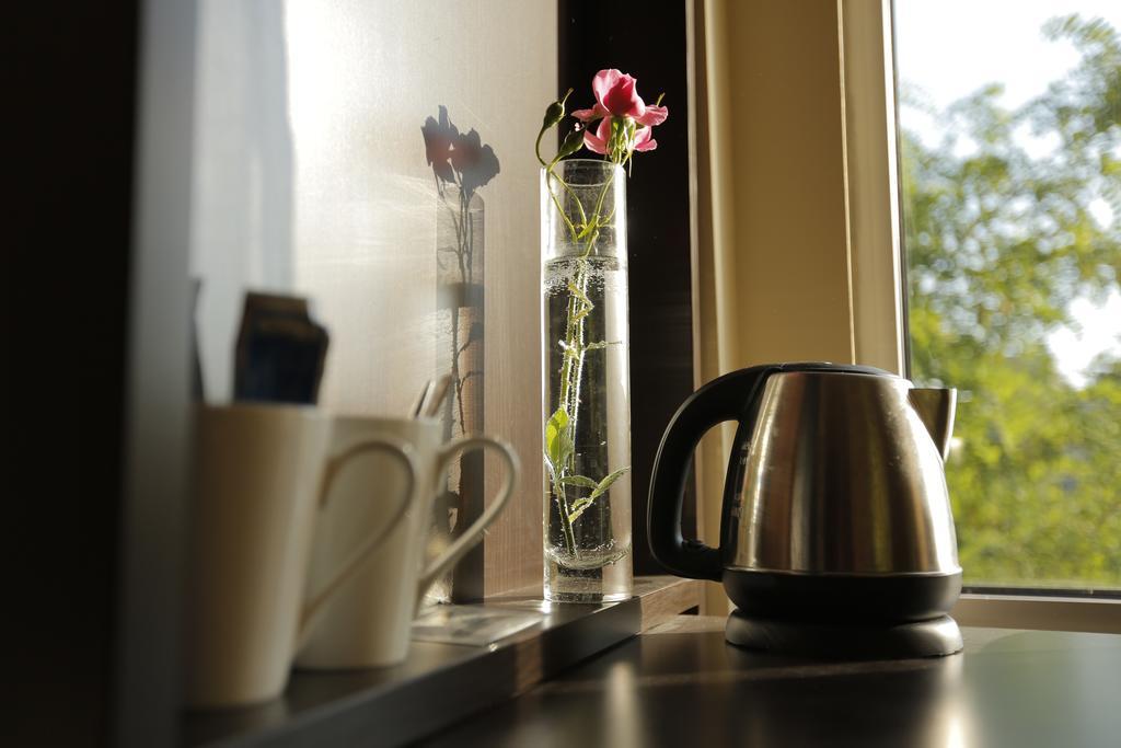 Bed & Breakfast Garden40 Beograd Bagian luar foto