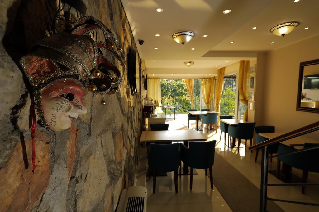 Bed & Breakfast Garden40 Beograd Bagian luar foto