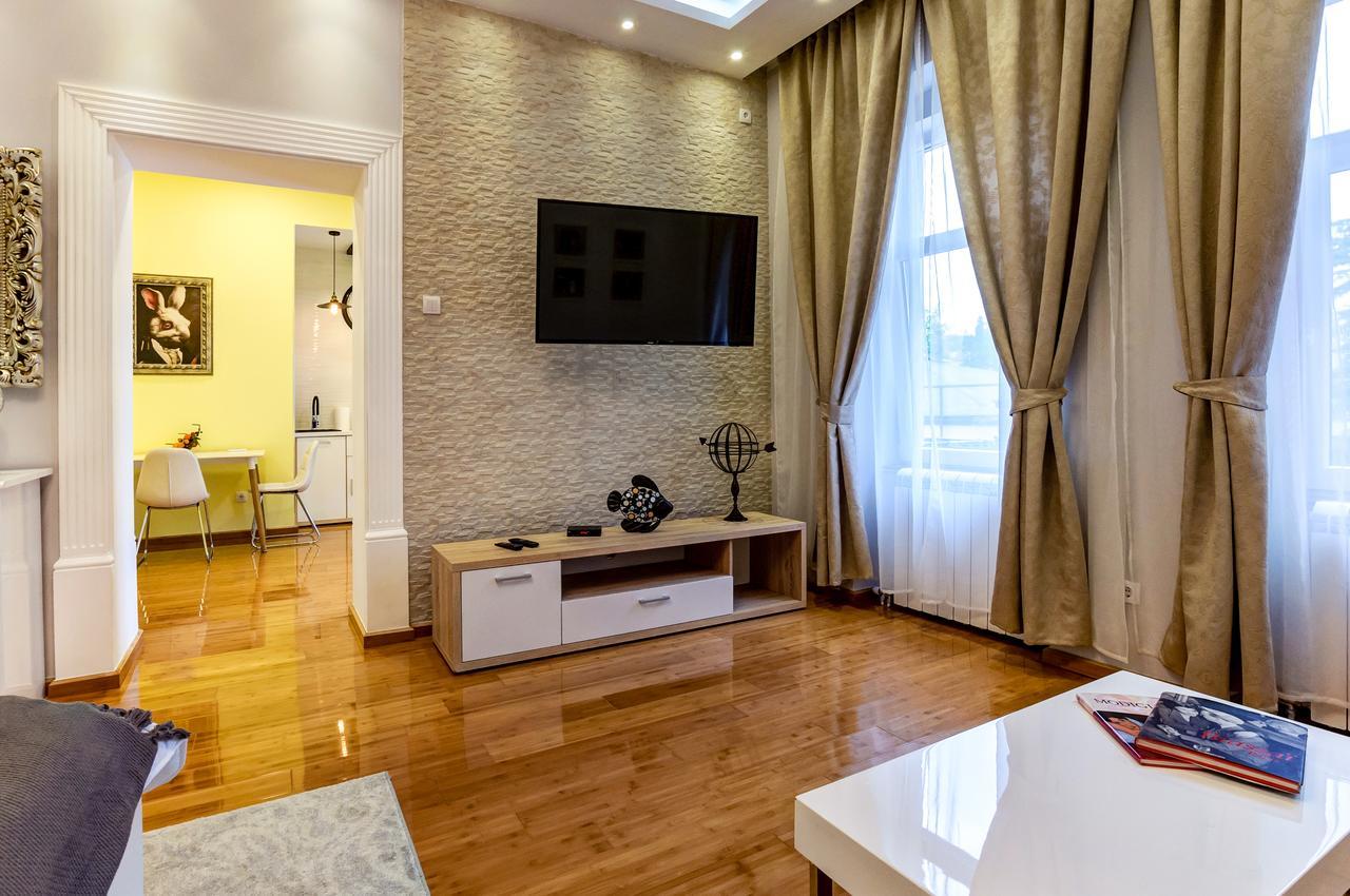 Bed & Breakfast Garden40 Beograd Bagian luar foto